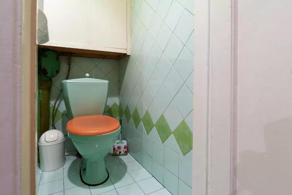 Home Hotel Apartments On Lva Tolstogo Kiev Extérieur photo