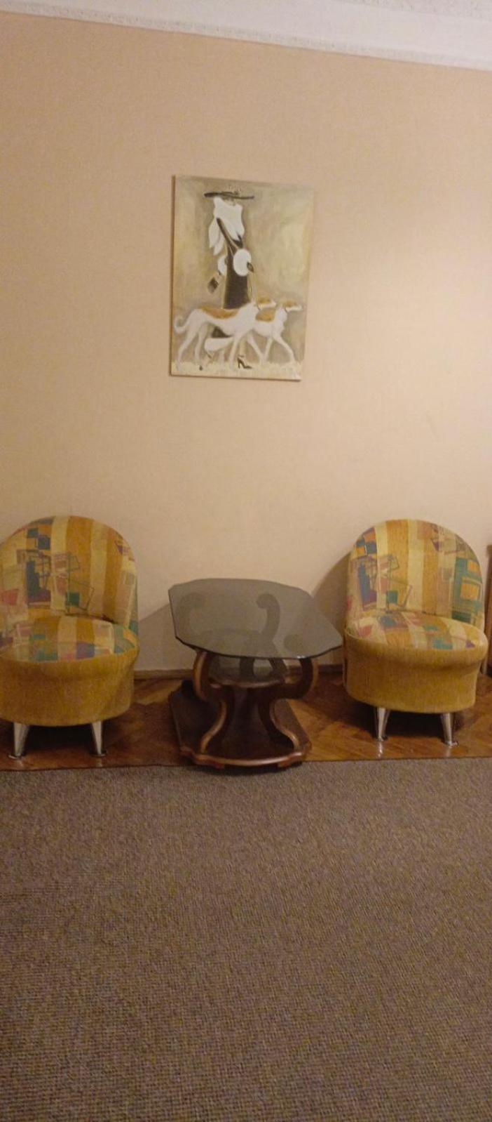 Home Hotel Apartments On Lva Tolstogo Kiev Extérieur photo