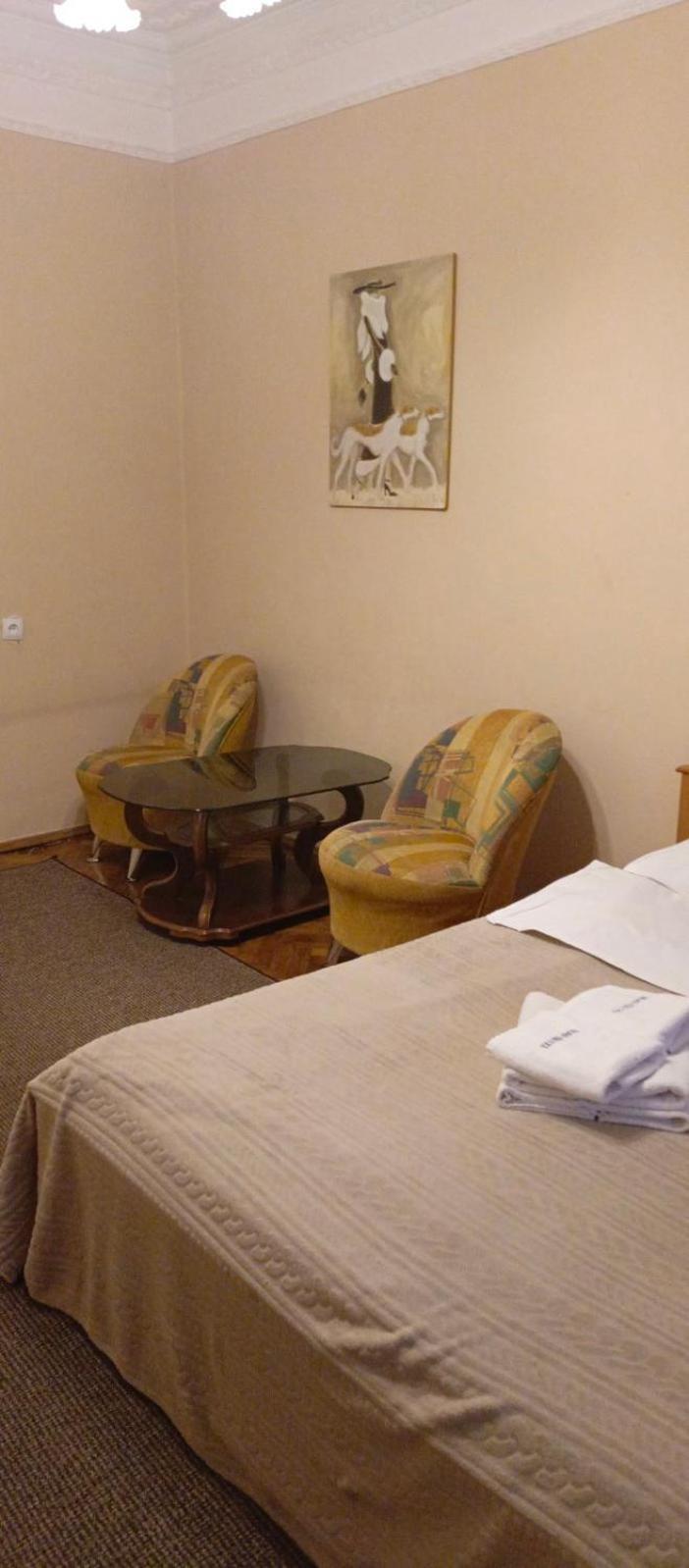 Home Hotel Apartments On Lva Tolstogo Kiev Extérieur photo