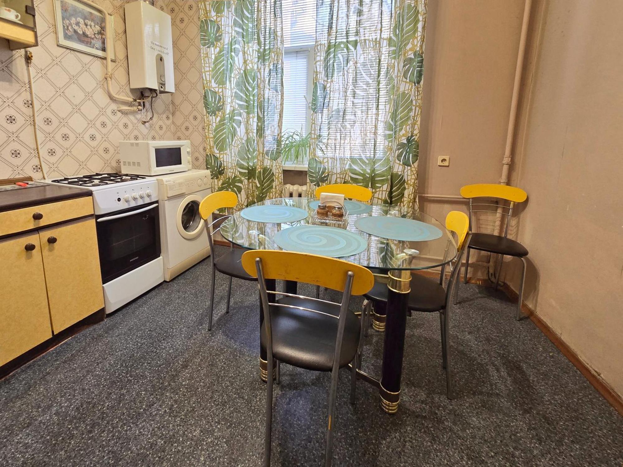 Home Hotel Apartments On Lva Tolstogo Kiev Extérieur photo