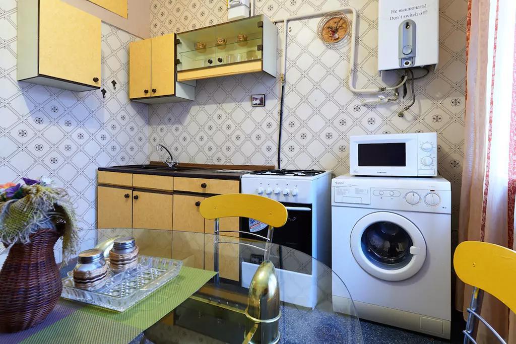 Home Hotel Apartments On Lva Tolstogo Kiev Extérieur photo